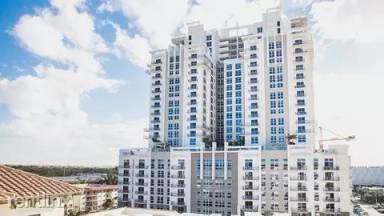 Main picture of COLONNADE AT DADELAND SE
