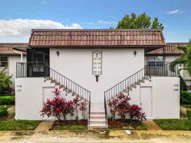 Main picture of 158 Windtree Ln