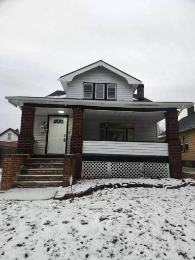 Main picture of 3763 E 154th St