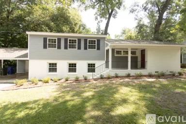 Main picture of 134 E Longmeadow Rd