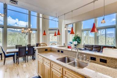 Main picture of 4010 Silverheels Dr