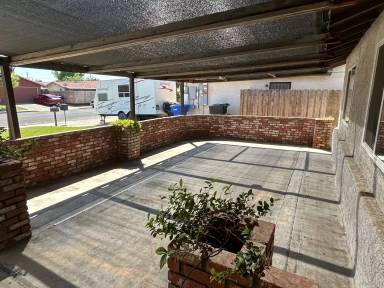 Main picture of 1758 Harding Ave