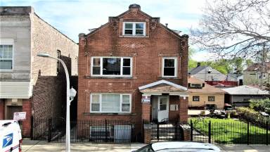 Main picture of 2603 W 24th Place