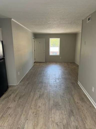 Main picture of 1495 Autumn Ave