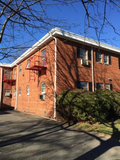 Main picture of 538 W 7th St