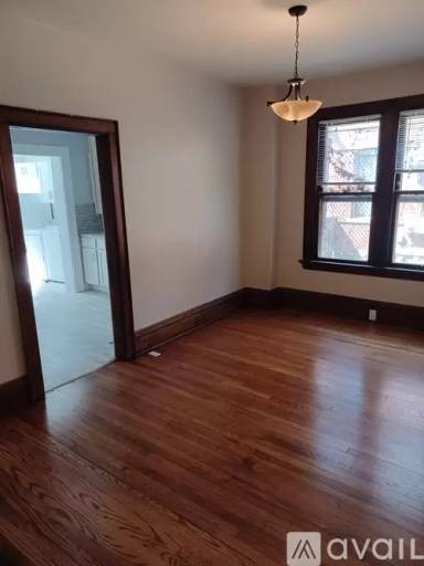 Main picture of 303 Kendall Pl