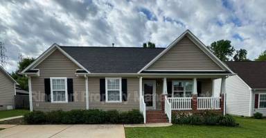 Main picture of 5027 Drake Pond Ln