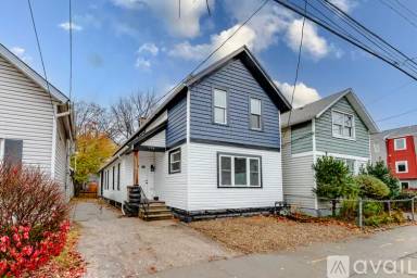 Main picture of 908 Fruit Ave
