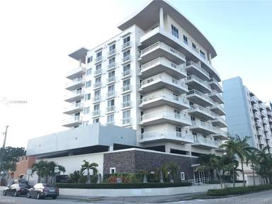 Main picture of 2400 SW 27th Ave