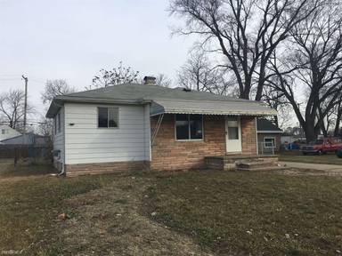 Main picture of 13695 Sidonie Ave