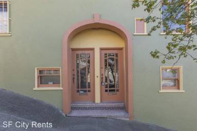 Main picture of 1055 De Haro St