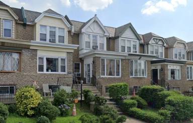 Main picture of 5414 W Montgomery Ave