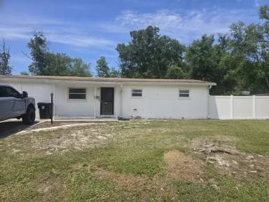 Main picture of 329 Parkwood Dr