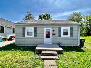 Main picture of 2119 E Eichel Ave