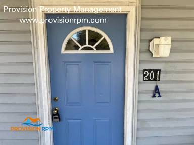 Main picture of 201 Creamery Ln