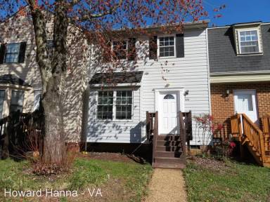 Main picture of 1647 Skiffes Creek Cir