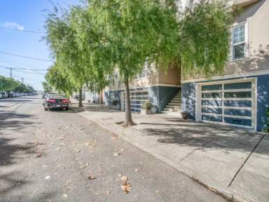 Main picture of 203 20th Ave