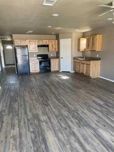 Main picture of 3604 E 3rd St