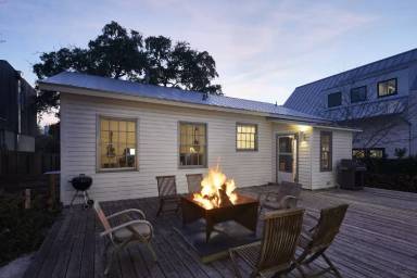 Main picture of 904 W Mary St