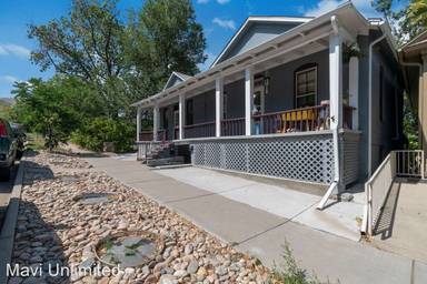 Main picture of 912 13th St