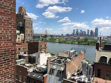 Main picture of 21 Beekman Pl