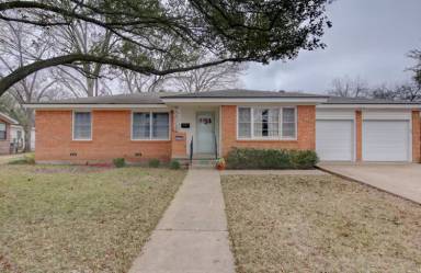 Main picture of 2408 N 49th St