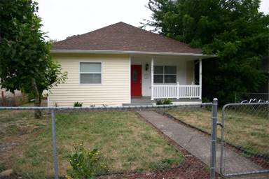 Main picture of 321 N 8th St