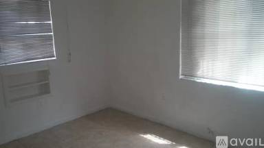 Main picture of 1115 NW 128th Ter