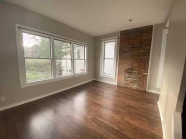 Main picture of 1450 S 6th St