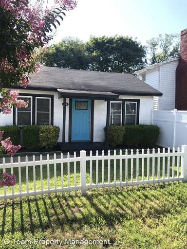 Main picture of 308 Cedar St