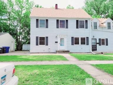 Main picture of 2000 Maryland Ave E