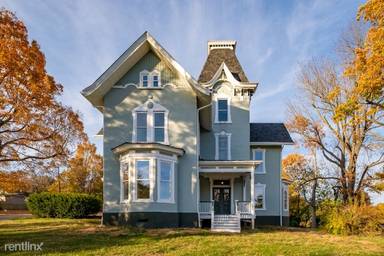 Main picture of 811 Westover Dr