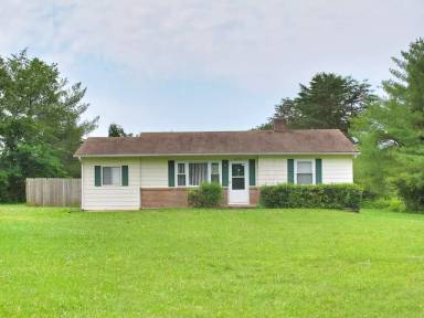 Main picture of 2878 Amber Ln