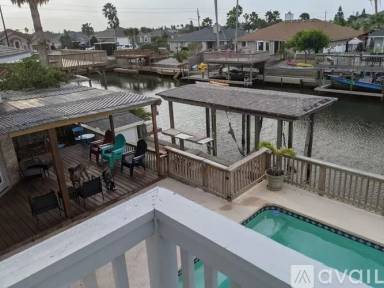 Main picture of 13845 Mizzen St