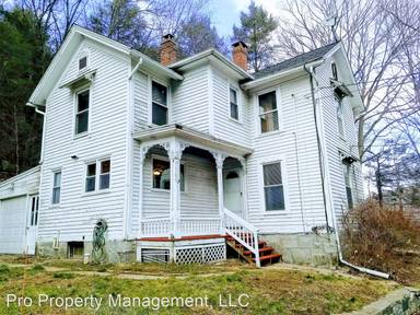 Main picture of 476 S Main St