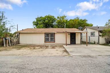 Main picture of 414 Garnett Ave