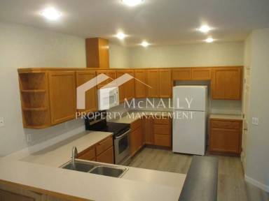 Main picture of 14002 95th Ave NW