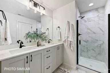 Main picture of 1224 W Ivywild St