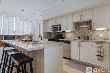 Main picture of Little Tokyo Lofts