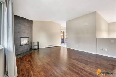 Main picture of 4937 Rollins Dr