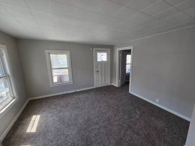 Main picture of 3081 E 67th St