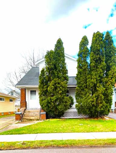 Main picture of 3394 E 146th St