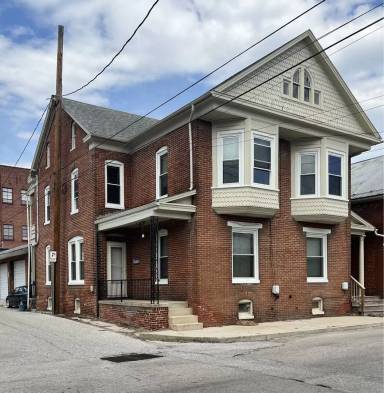 Main picture of 17 W Park Ave