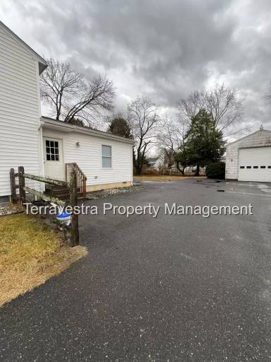 Main picture of 14-16 Franklin Rd
