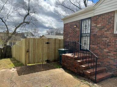 Main picture of 5137 Oak Meadow Ave