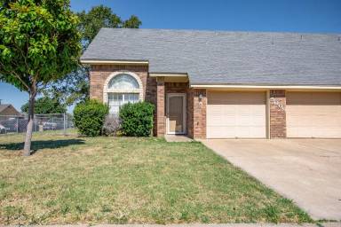 Main picture of 5009 John David Dr