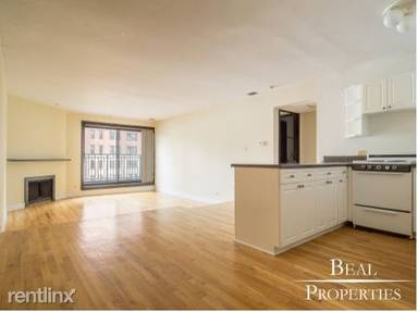 Main picture of 1220 N La Salle Dr
