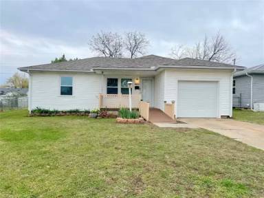 Main picture of 1205 Rose Dr