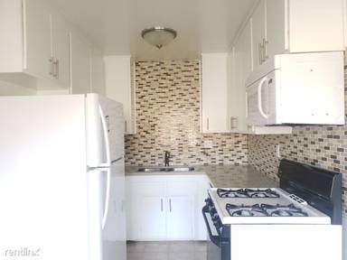 Main picture of 3701 Emerald St