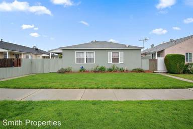 Main picture of 17217 Crenshaw Blvd